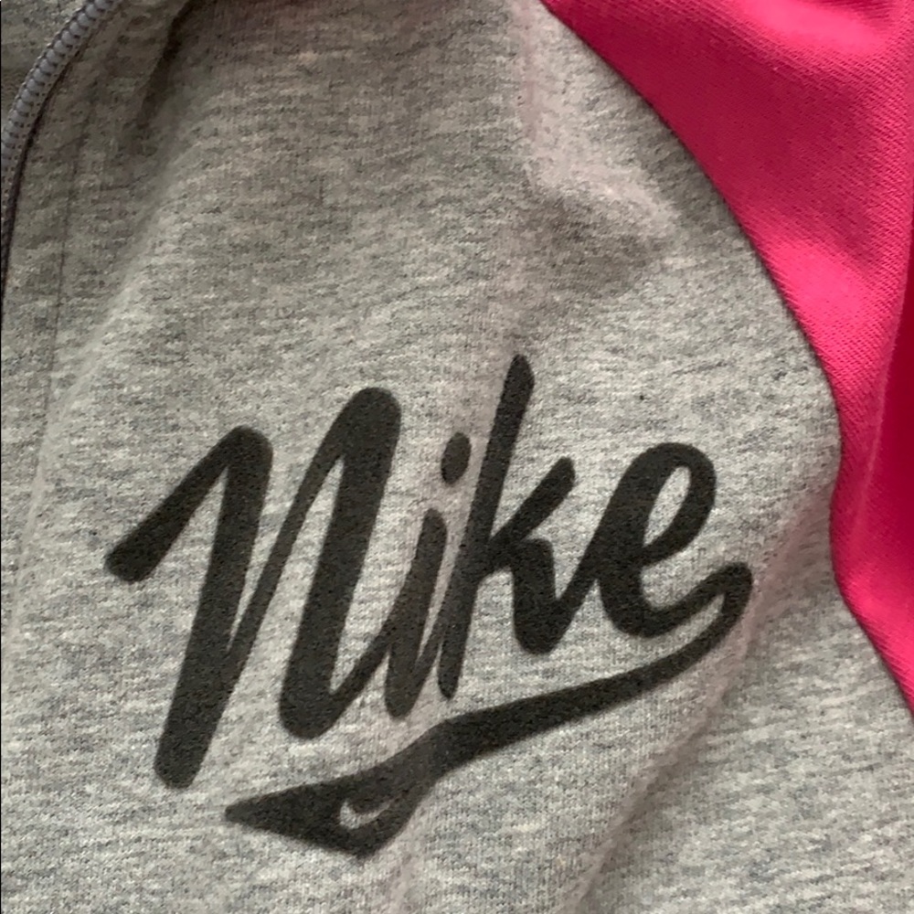 Nike Jacket - Picture 5 of 7